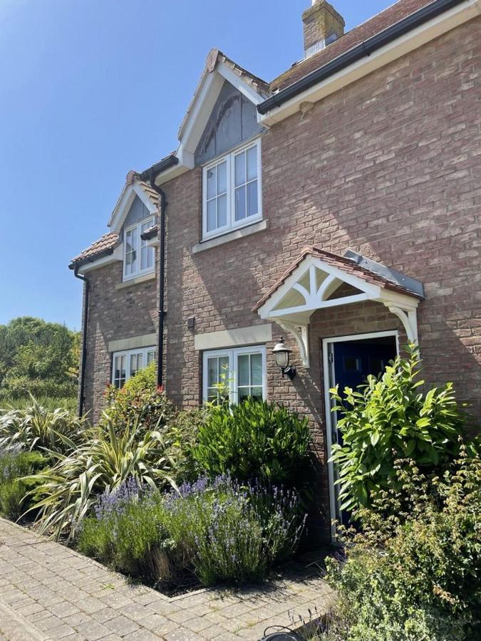 Caramel Cottage At The Bay Filey, Sleeps 6, 2 Dogs Welcome For Free Too Εξωτερικό φωτογραφία